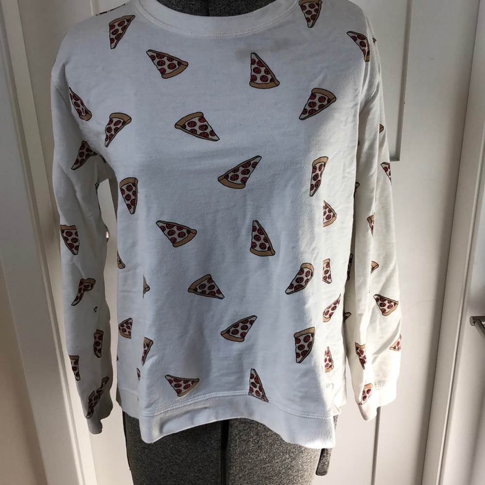 White long sleeve pizza top
